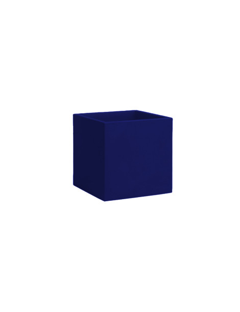 CUBO IRIS POUF IN RESINA COLORATA